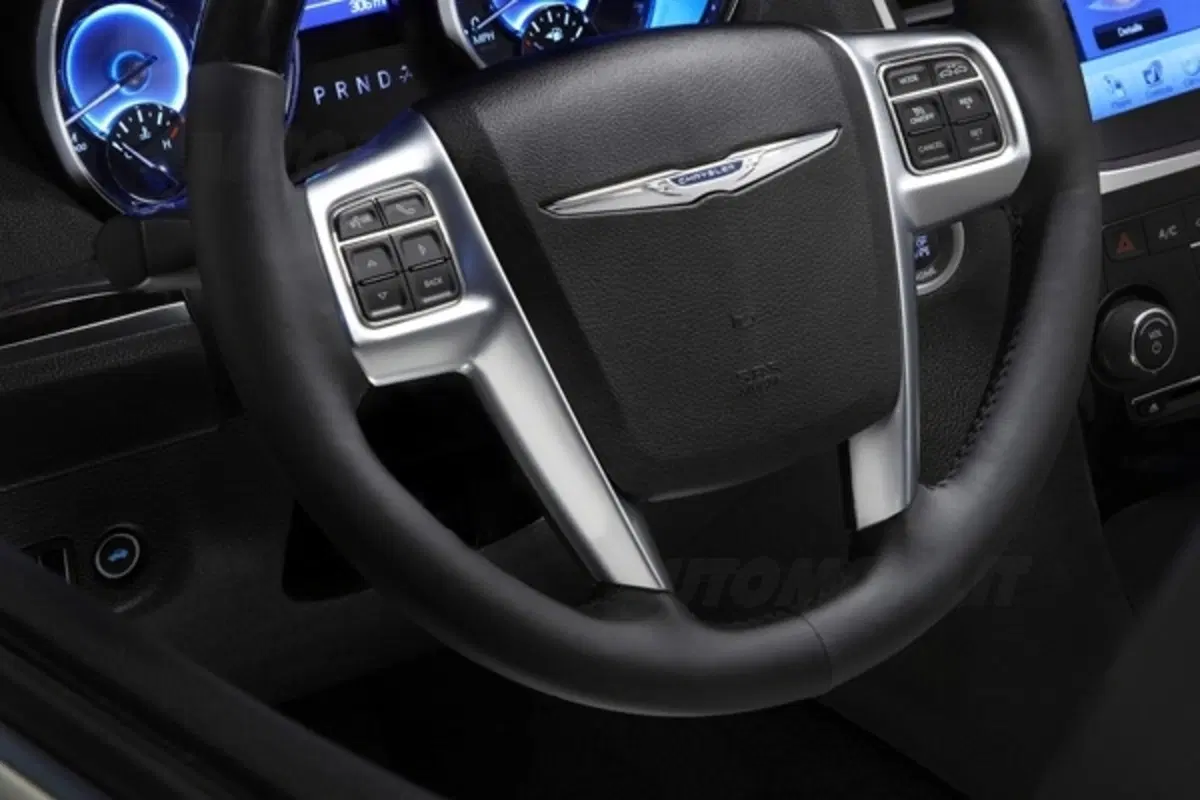 Nuova Chrysler 300C (21)