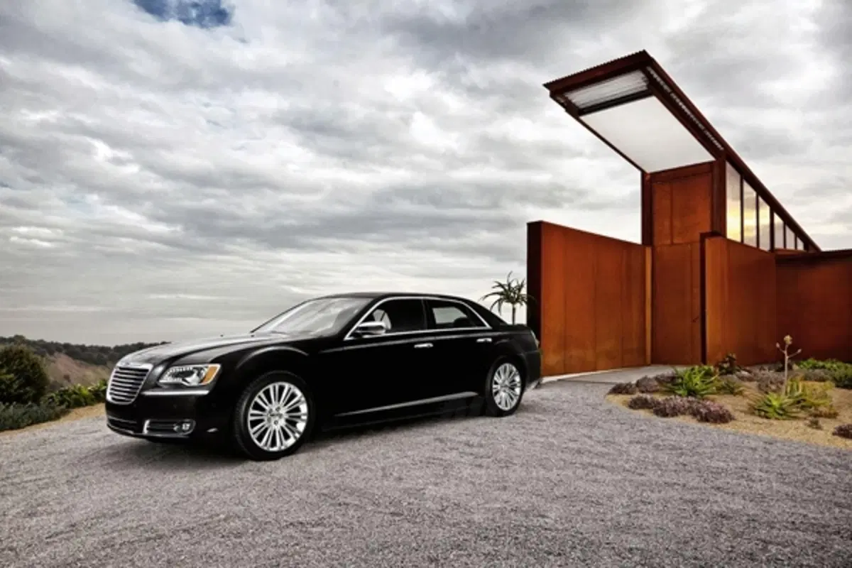Nuova Chrysler 300C (35)