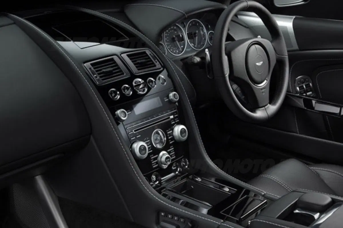 Aston Martin DB9 Special Edition (10)