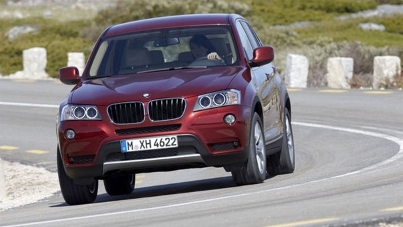 BMW X3: nuovi motori 6 cilindri in arrivo