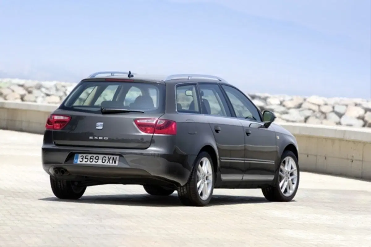 Seat torna in vetta alle vendite in Spagna (5)