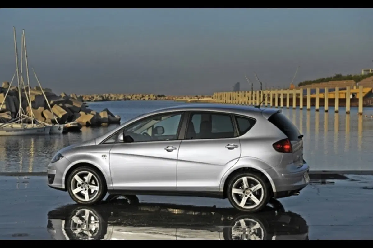 Seat torna in vetta alle vendite in Spagna (6)
