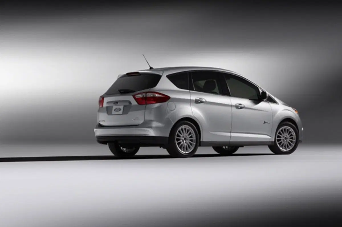 Ford C-Max: due nuove ibride a Detroit 2011 (7)