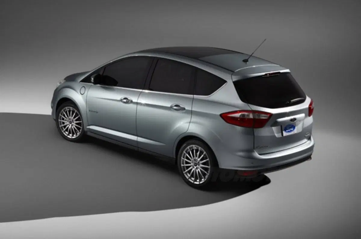 Ford C-Max: due nuove ibride a Detroit 2011 (8)