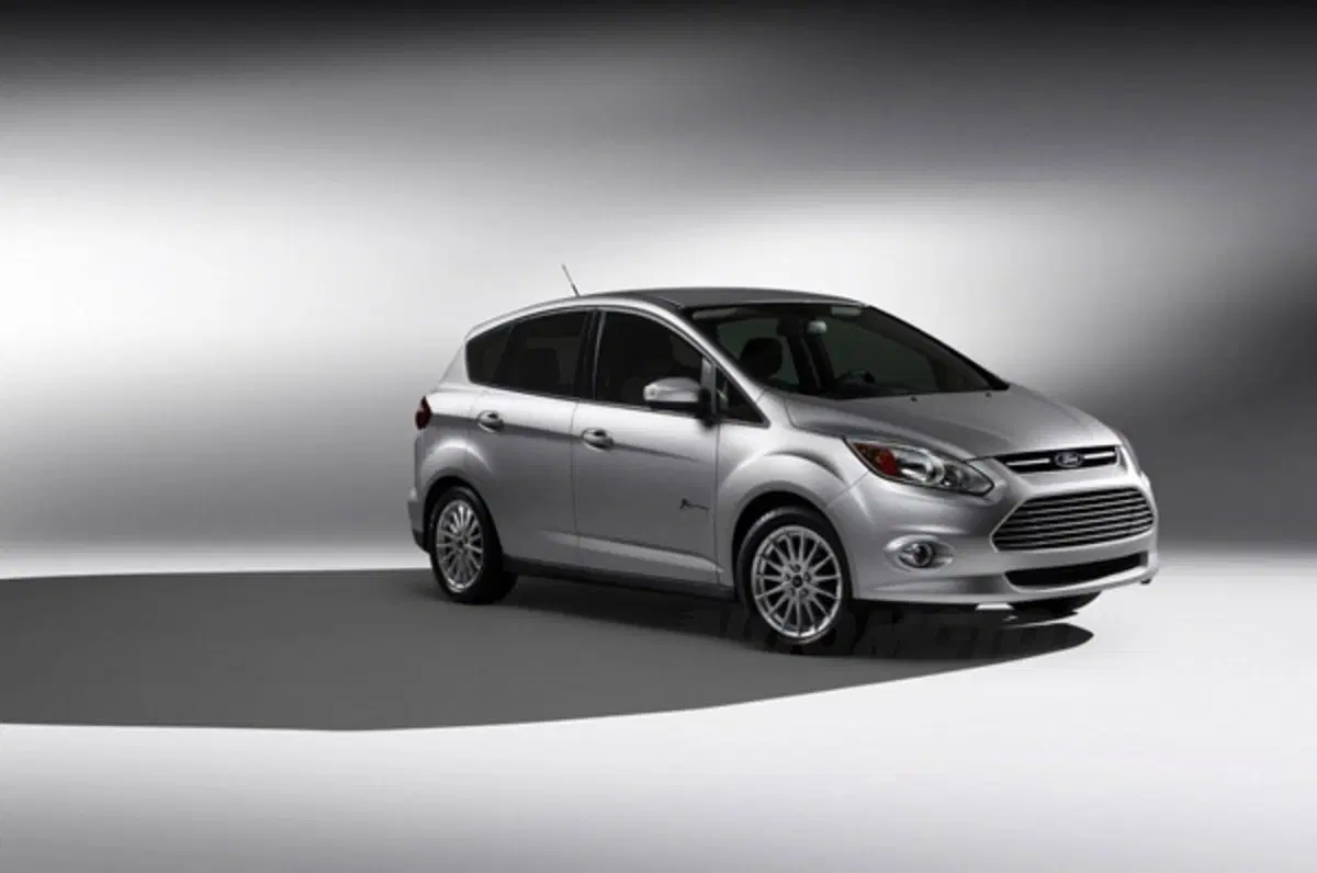 Ford C-Max: due nuove ibride a Detroit 2011 (10)
