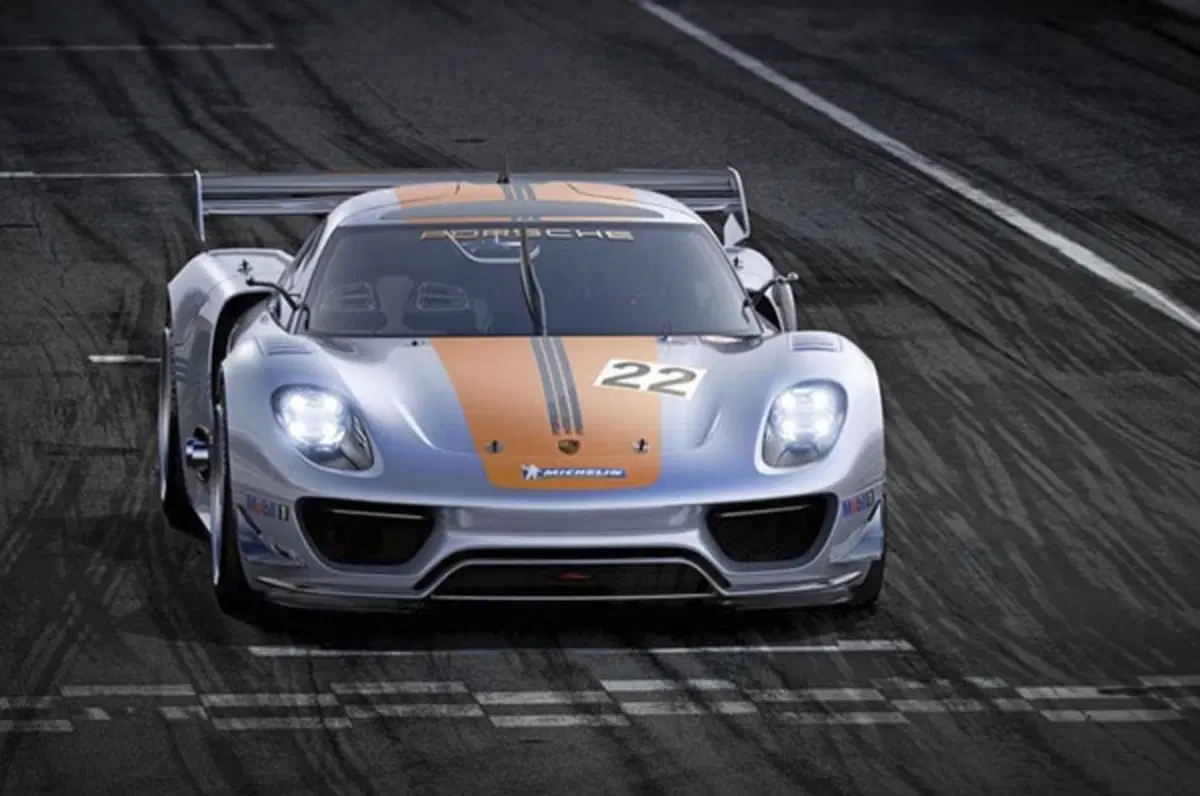 Porsche 918 RSR (4)
