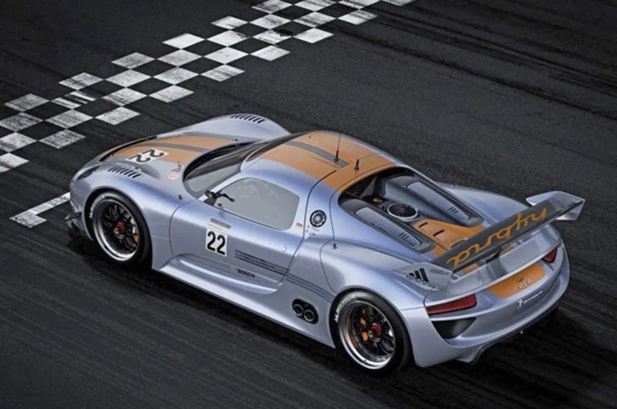 Porsche 918 RSR (6)
