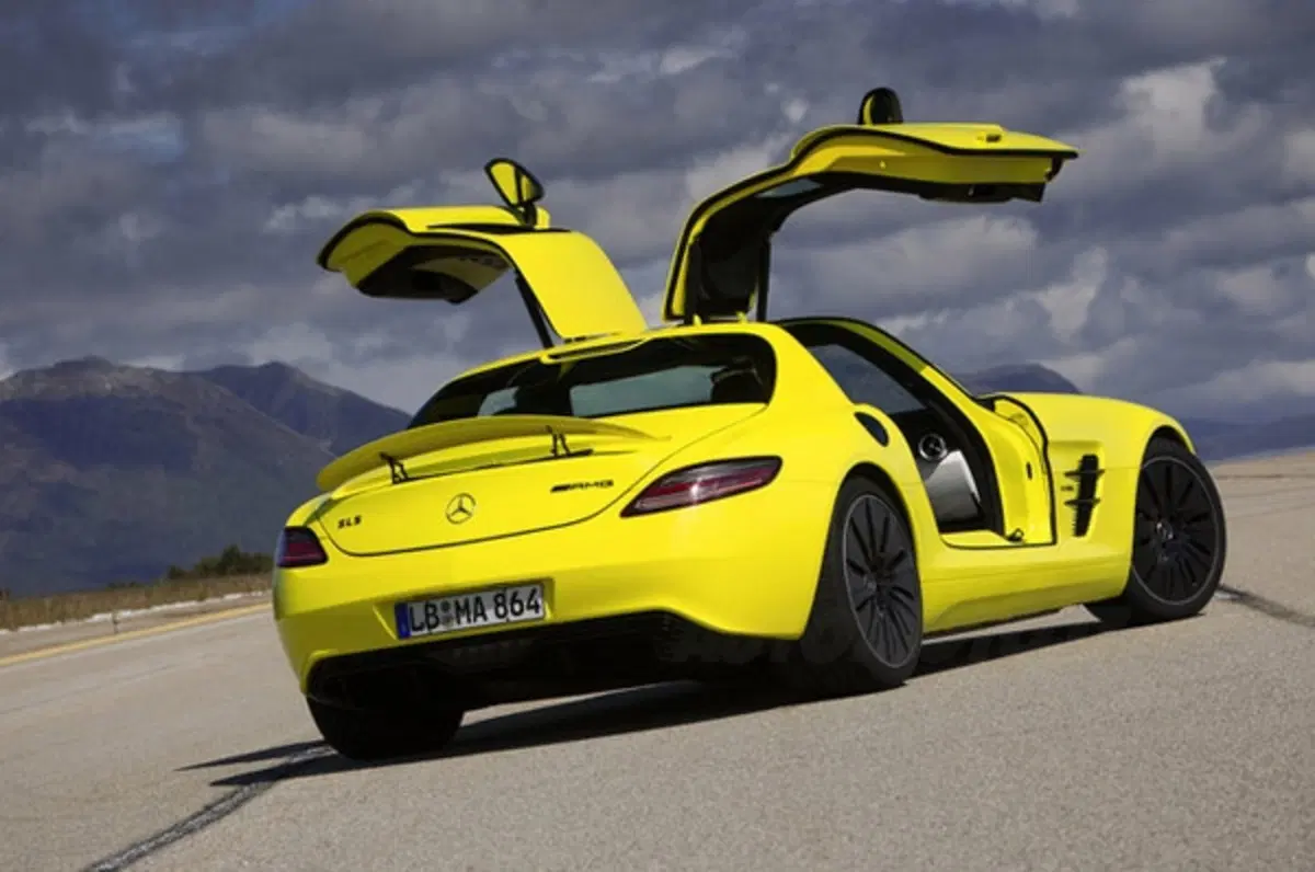 Mercedes SLS AMG E-Cell (2)