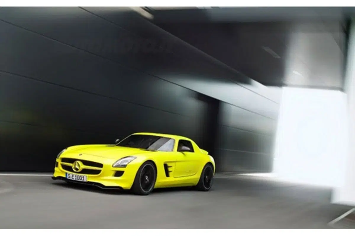 Mercedes SLS AMG E-Cell (4)