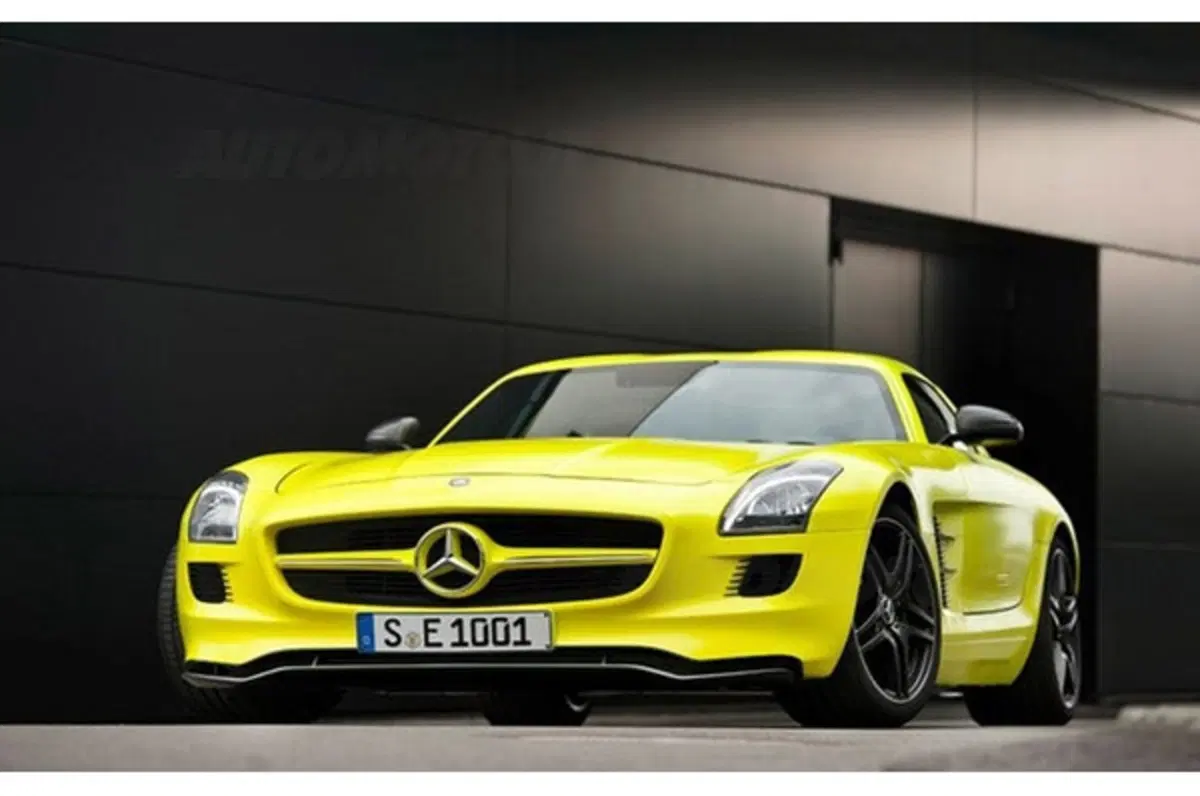 Mercedes SLS AMG E-Cell (8)