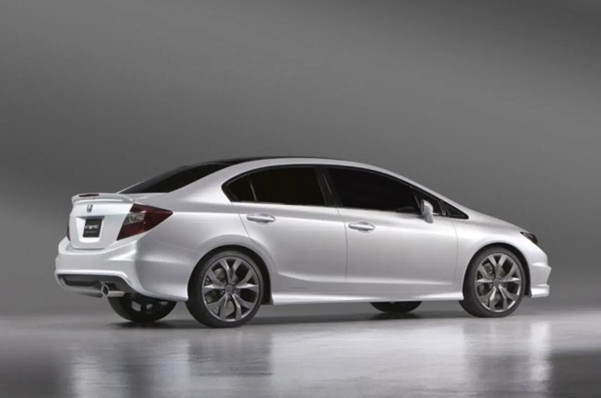 Honda Civic Concept: ecco la nona (12)