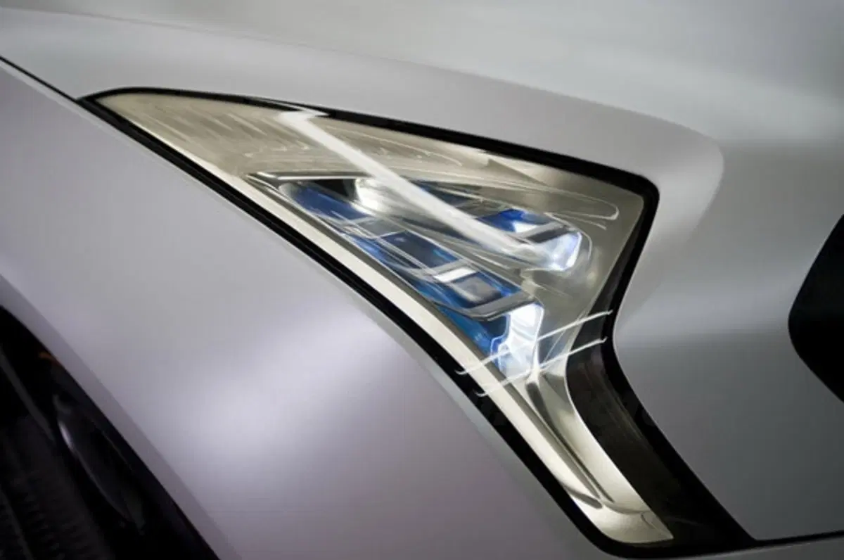 Hyundai Curb (8)