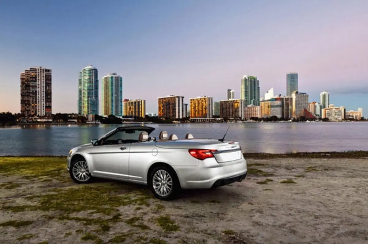 Chrysler 200 Cabriolet (6)