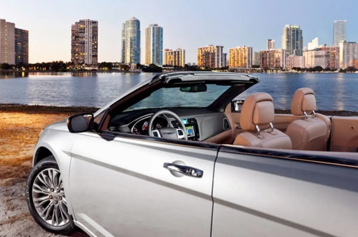 Chrysler 200 Cabriolet (7)