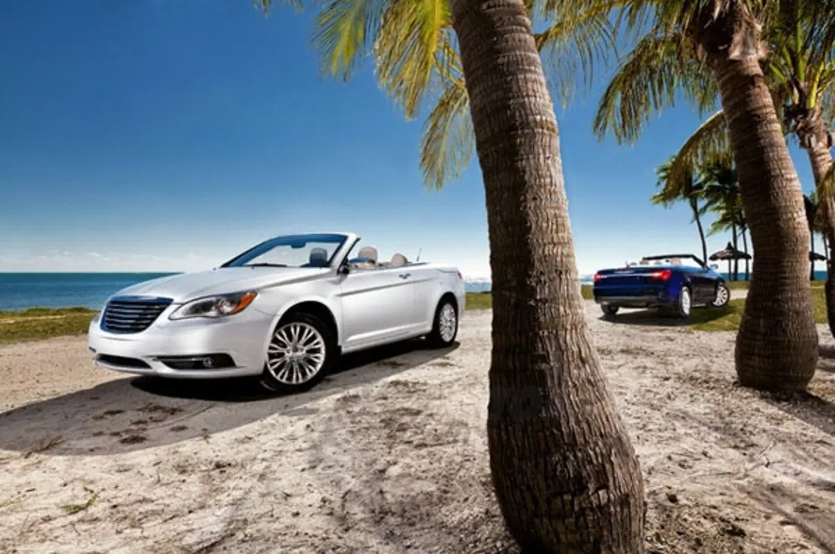 Chrysler 200 Cabriolet (10)
