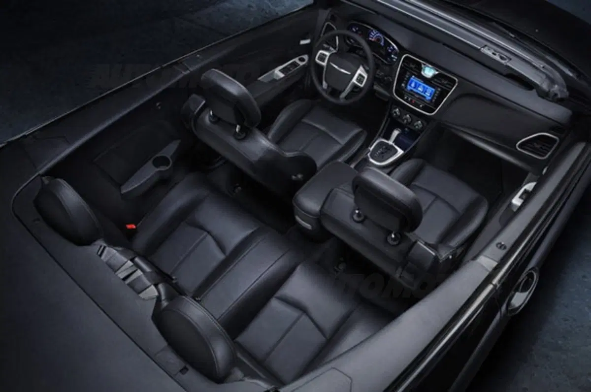Chrysler 200 Cabriolet (13)