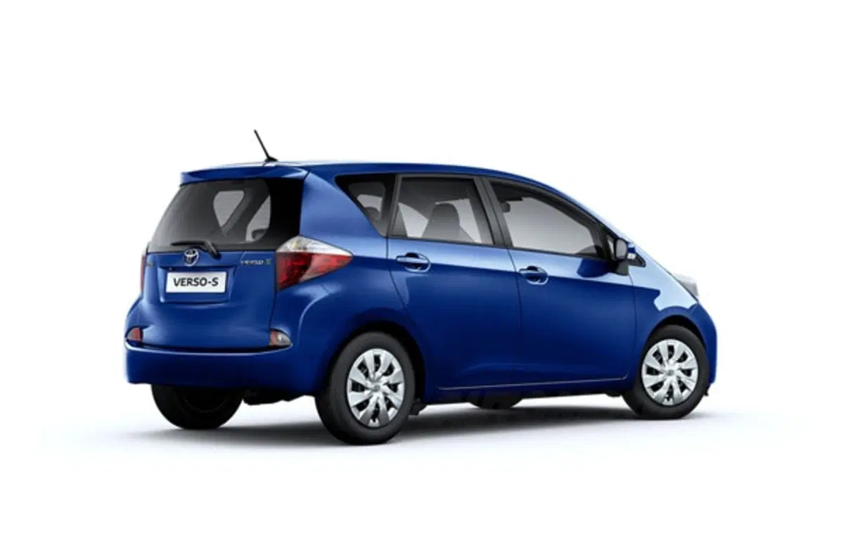 Toyota Verso-S (13)