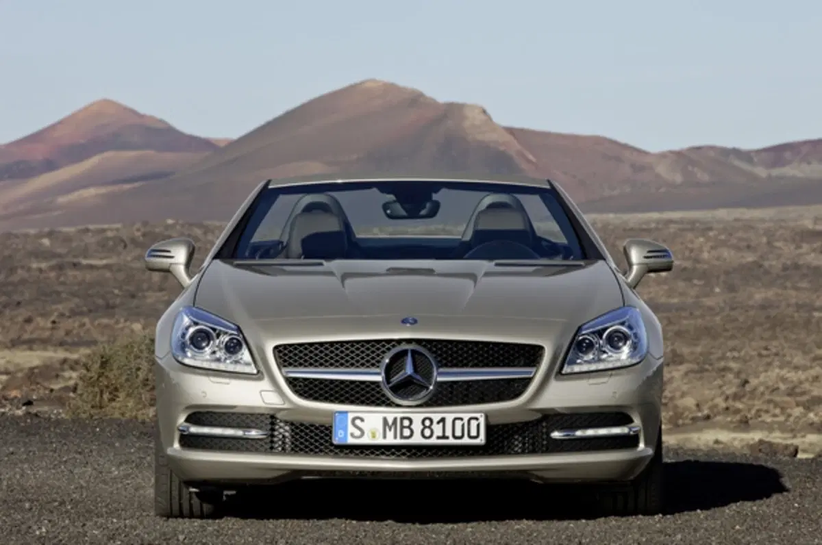 Nuova Mercedes SLK - prezzi di listino in Italia (13)