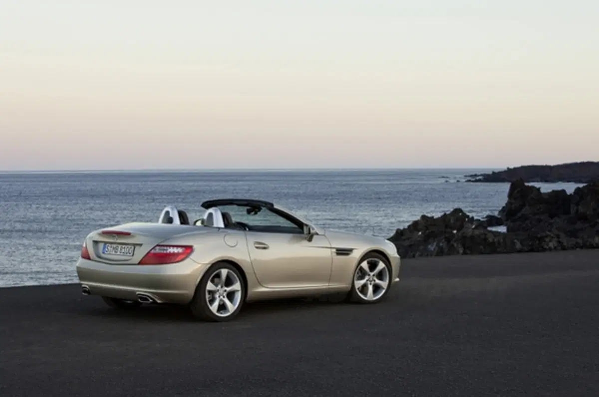 Nuova Mercedes SLK - prezzi di listino in Italia (15)
