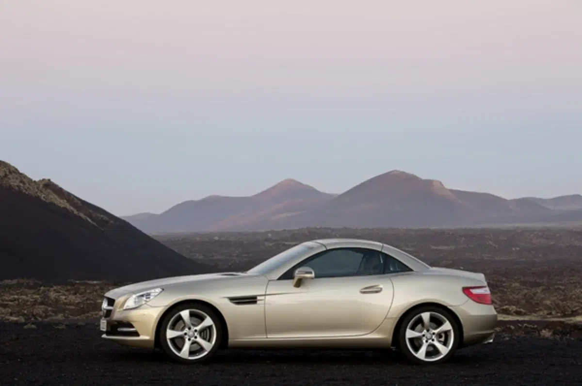 Nuova Mercedes SLK - prezzi di listino in Italia (19)