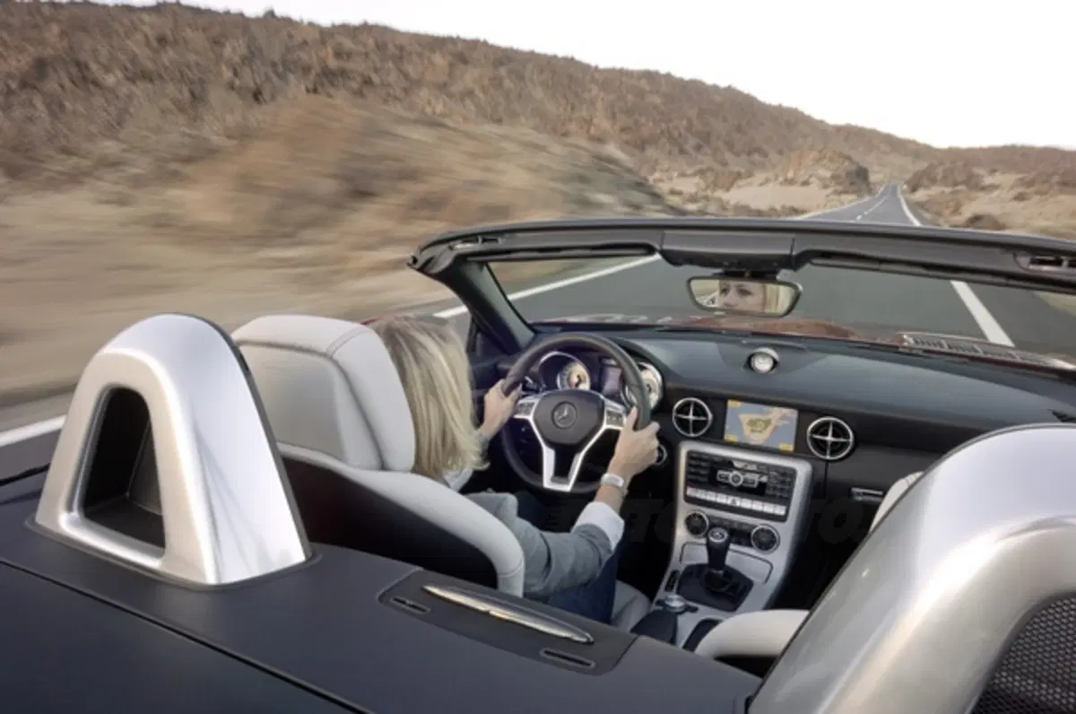 Nuova Mercedes SLK - prezzi di listino in Italia (29)