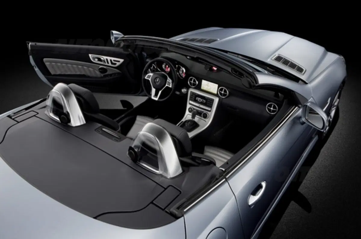 Nuova Mercedes SLK - prezzi di listino in Italia (30)