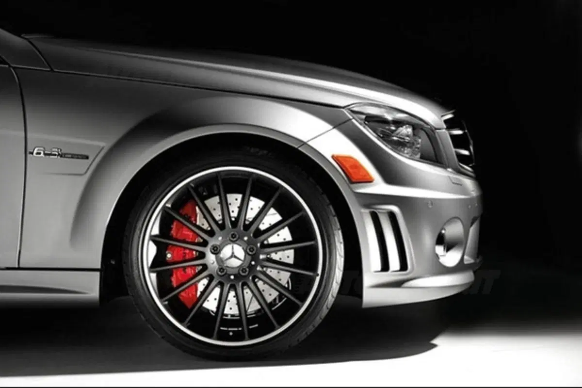 Mercedes C63 AMG Affalterbach Edition (2)