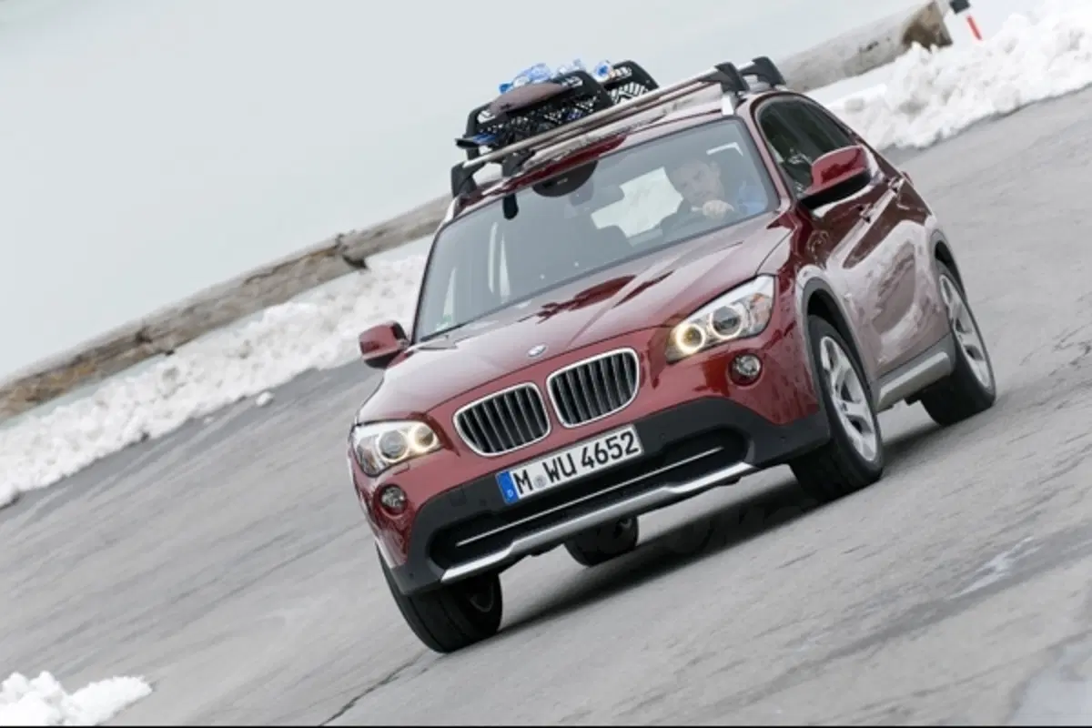 BMW X1 xDrive28i: Twin Power Turbo da 245 CV (6)
