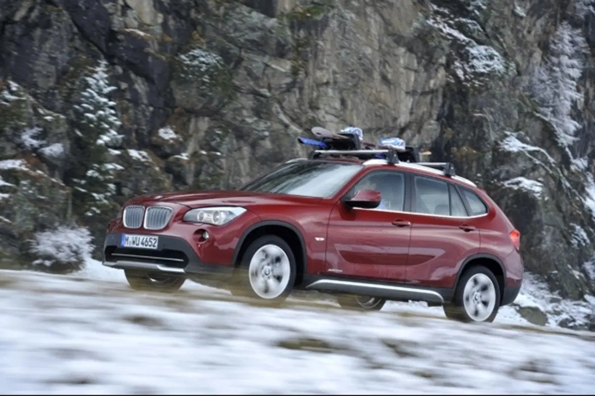 BMW X1 xDrive28i: Twin Power Turbo da 245 CV (11)