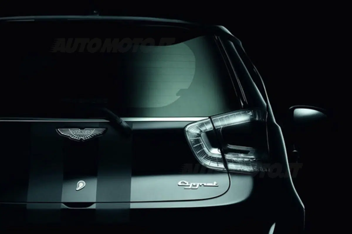 Aston Martin Cygnet White & Black (5)
