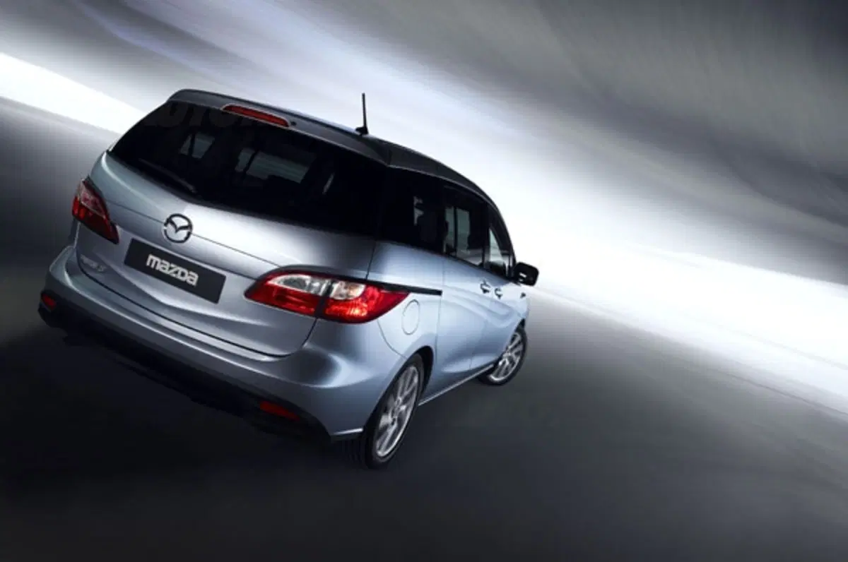 Nuova Mazda 5: da 19.650 euro (6)