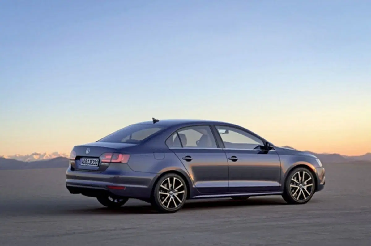 Volkswagen Jetta m.y. 2011: da 20.850 euro (6)