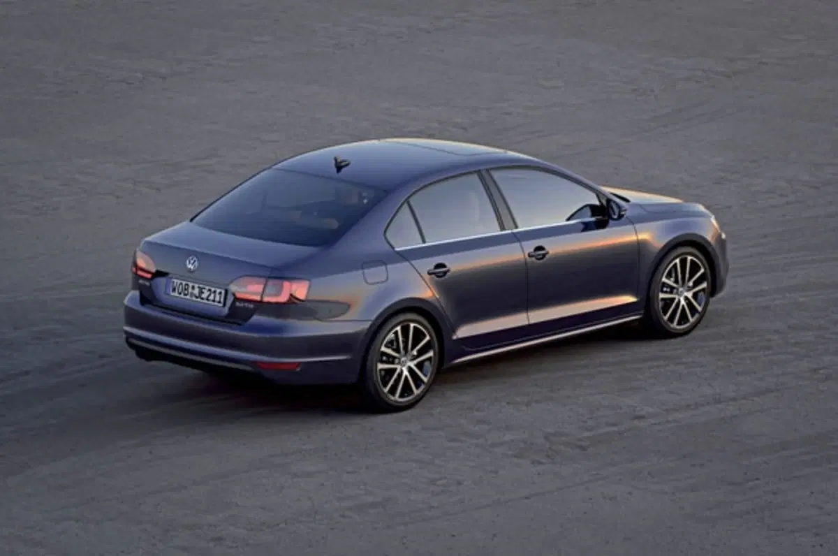 Volkswagen Jetta m.y. 2011: da 20.850 euro (7)