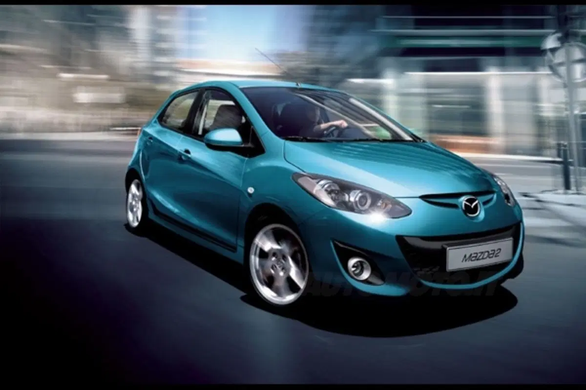 Mazda: dal 2012 una Mazda2 elettrica