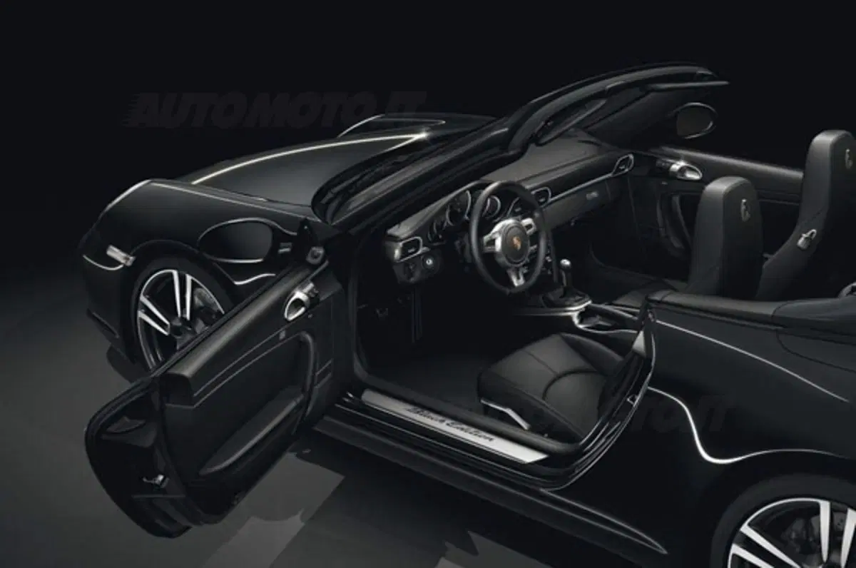 Porsche 911 Black Edition (11)