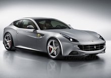 Ferrari FF: eccola in abito grigio