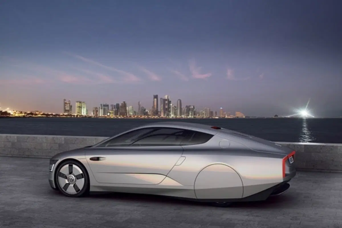 Volkswagen XL1 - 0.9 litri/100 km! (10)