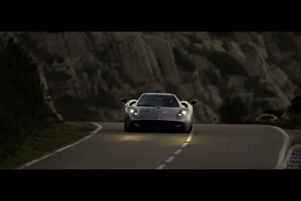 Pagani Huayra (3)