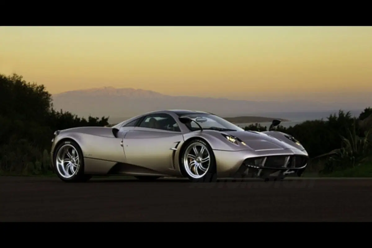 Pagani Huayra (6)