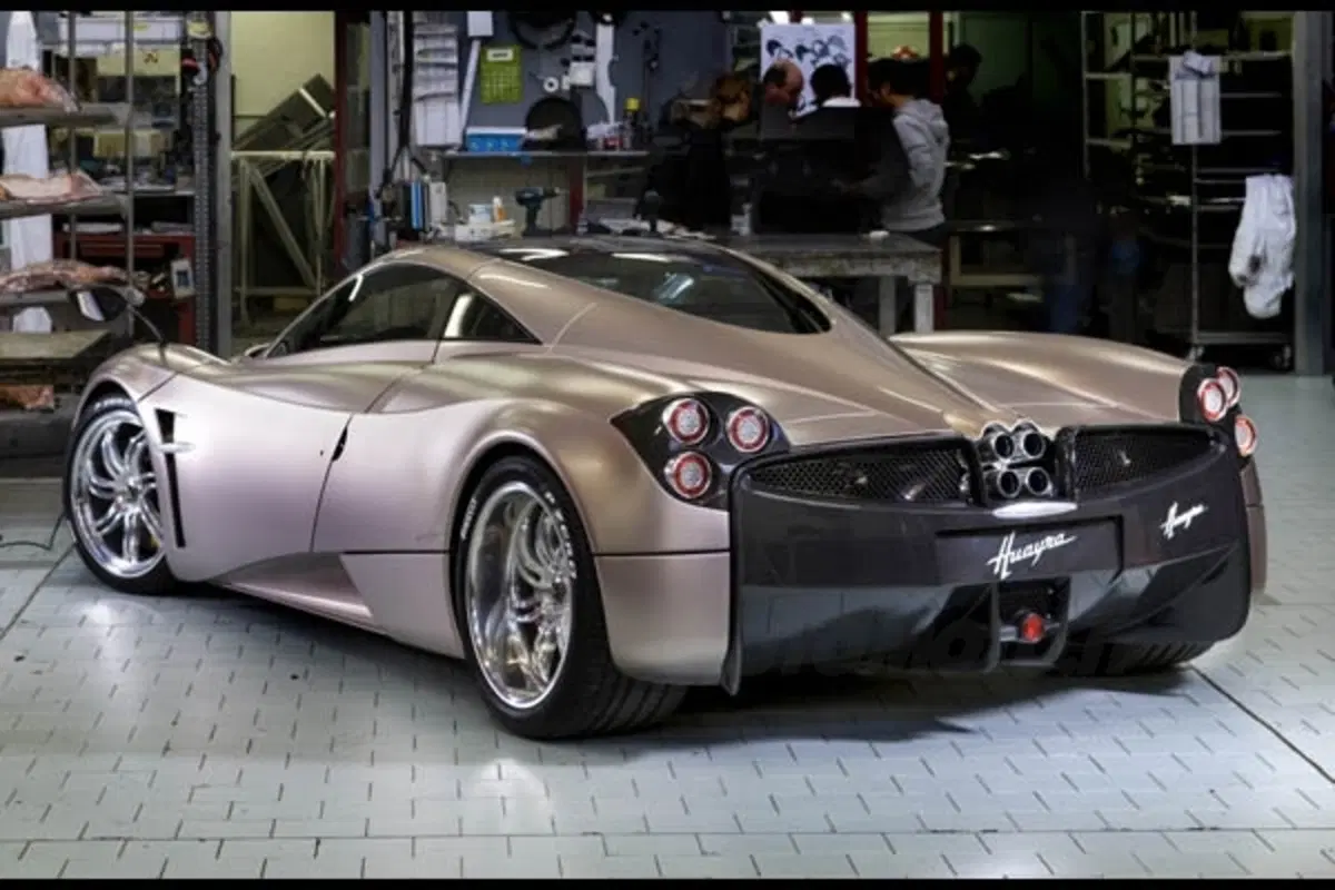 Pagani Huayra (10)