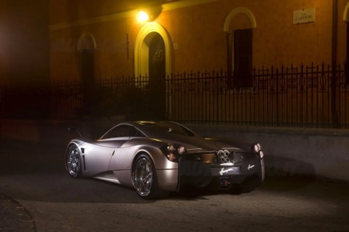 Pagani Huayra (12)