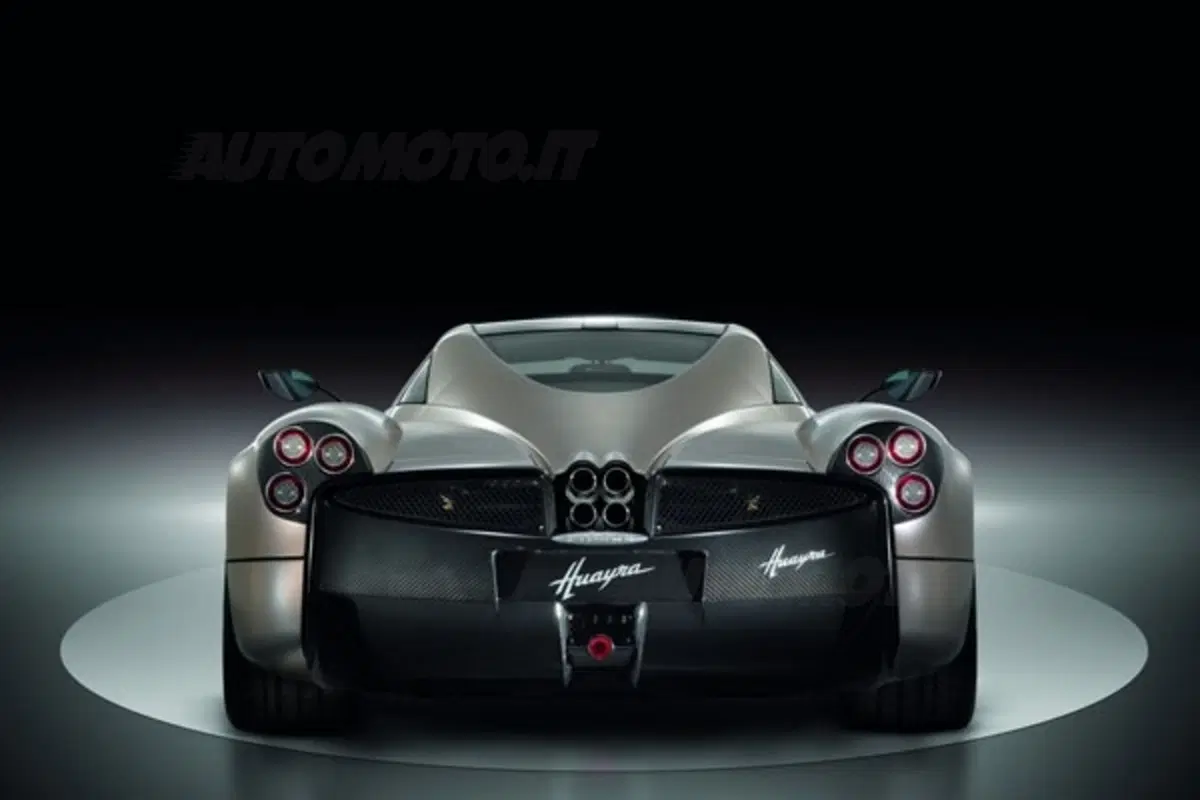 Pagani Huayra (23)