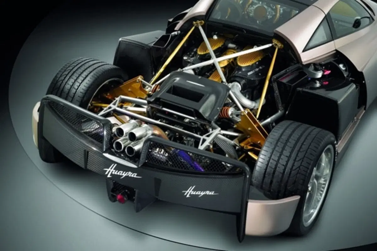 Pagani Huayra (33)