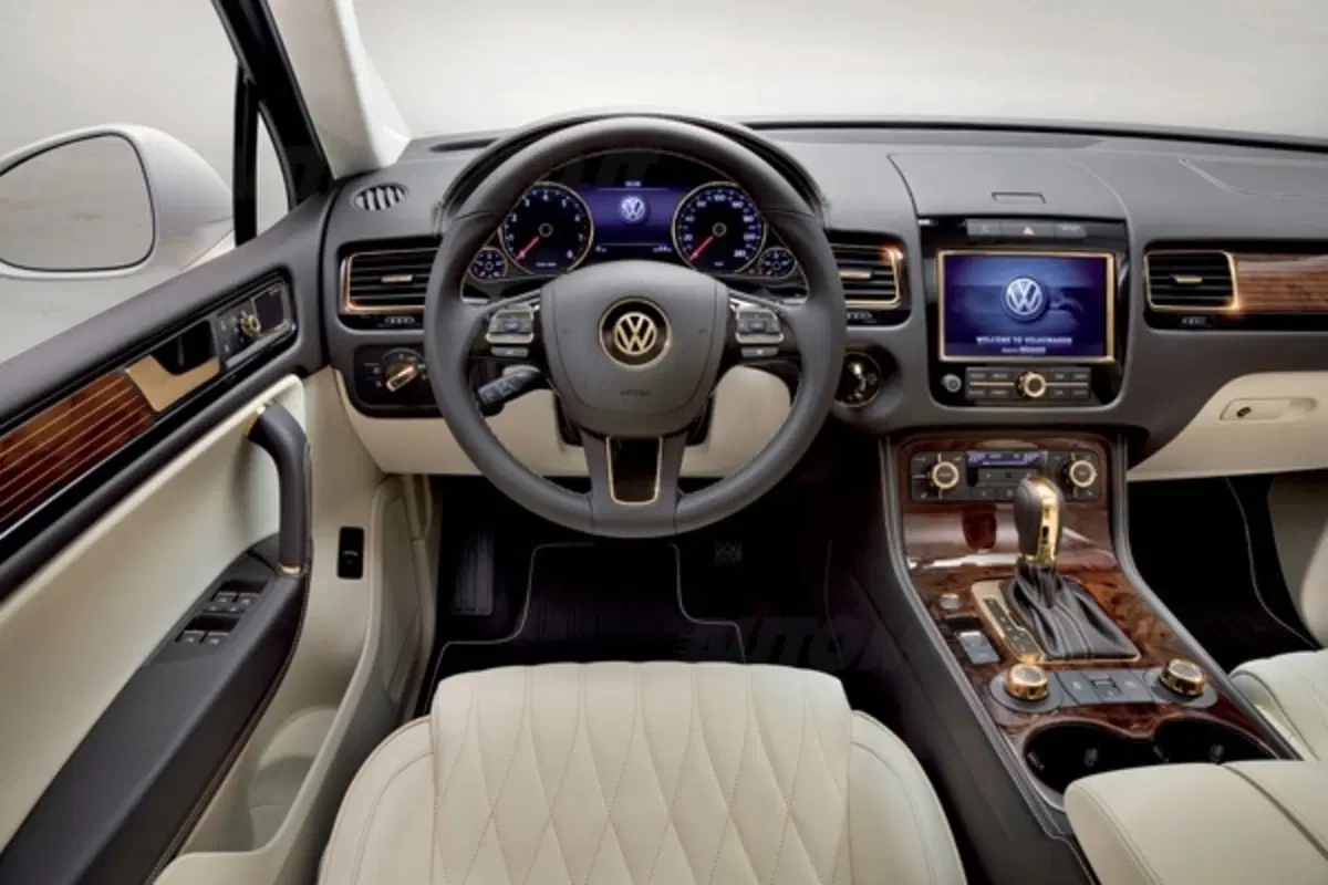 Volkswagen Touareg Gold Edition (5)