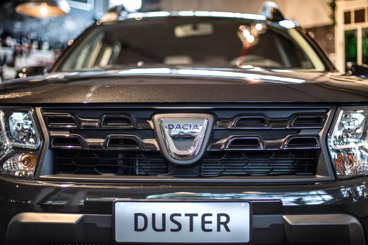 Duster Black Shadow: è gradito l’abito scuro (4)