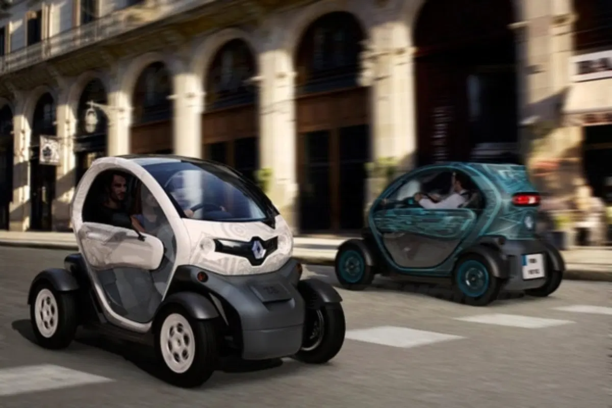 Renault: AAA universitari cercasi (3)