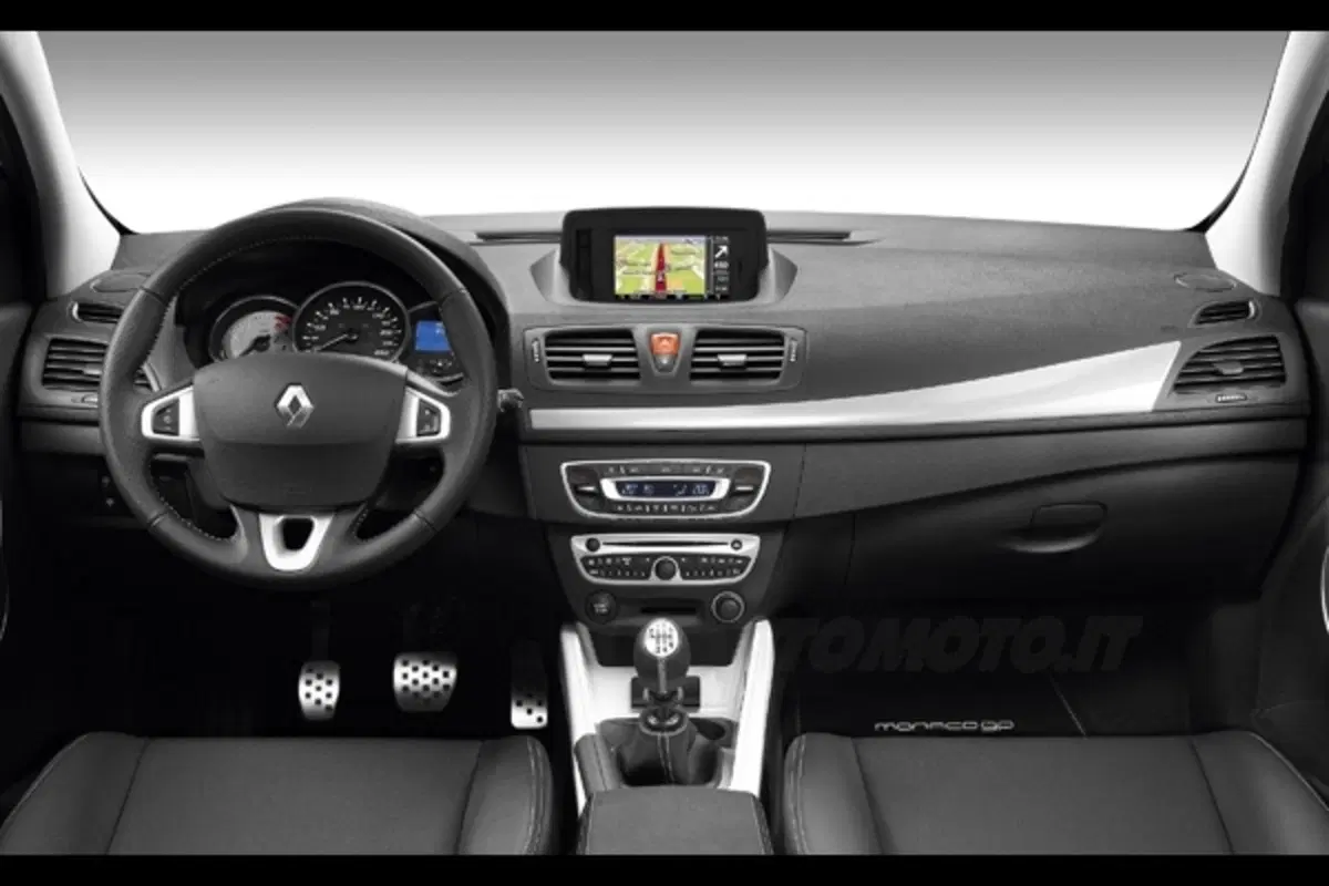 Renault Megane: allestimento Monaco GP per RS e Coupè (6)