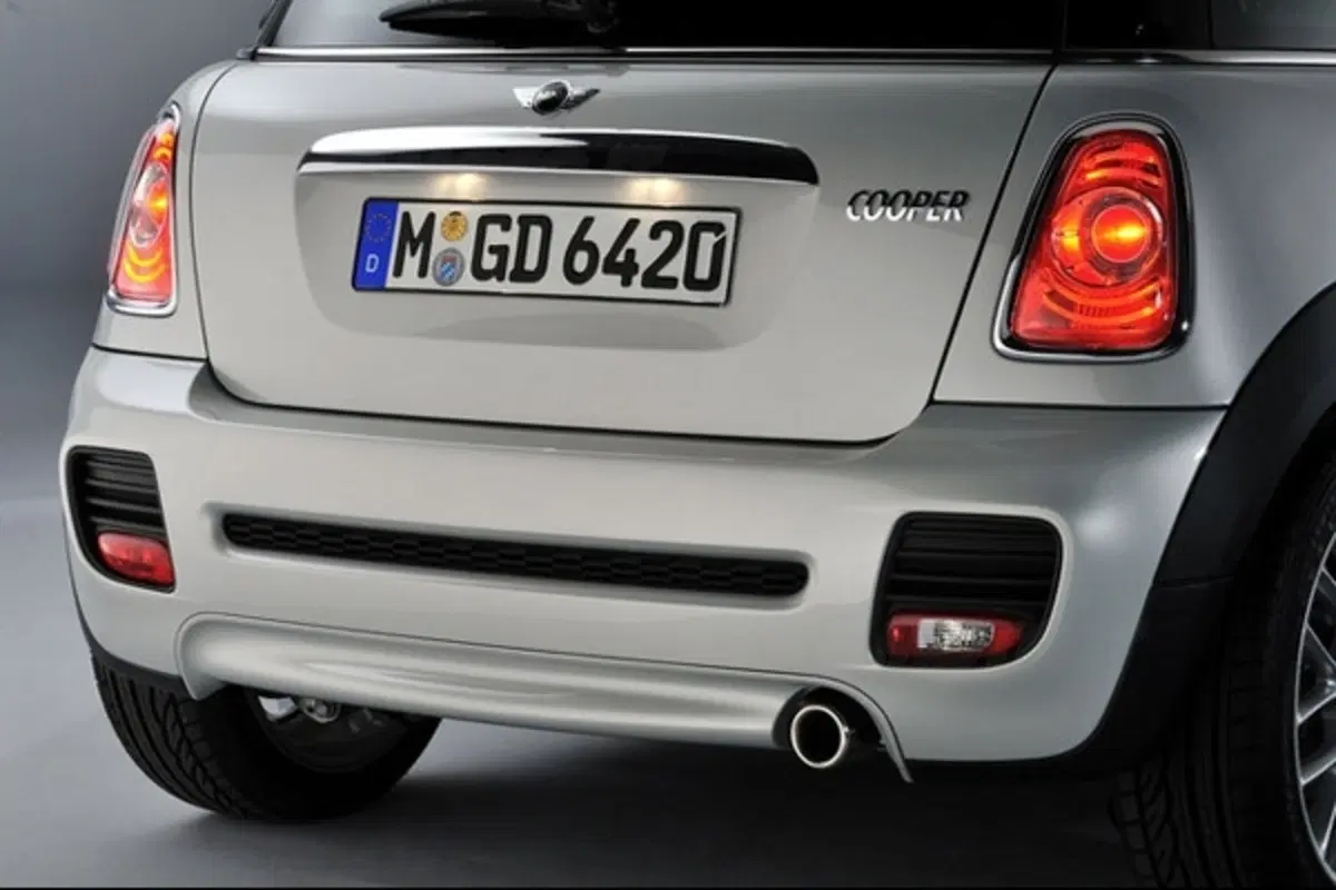 Mini e Mini Cabrio: ecco il kit JCW per tutti i motori (3)