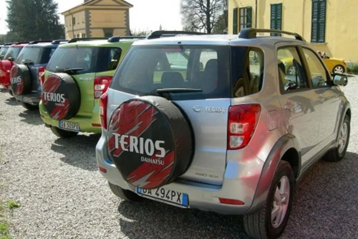 Daihatsu Terios 2WD (16)