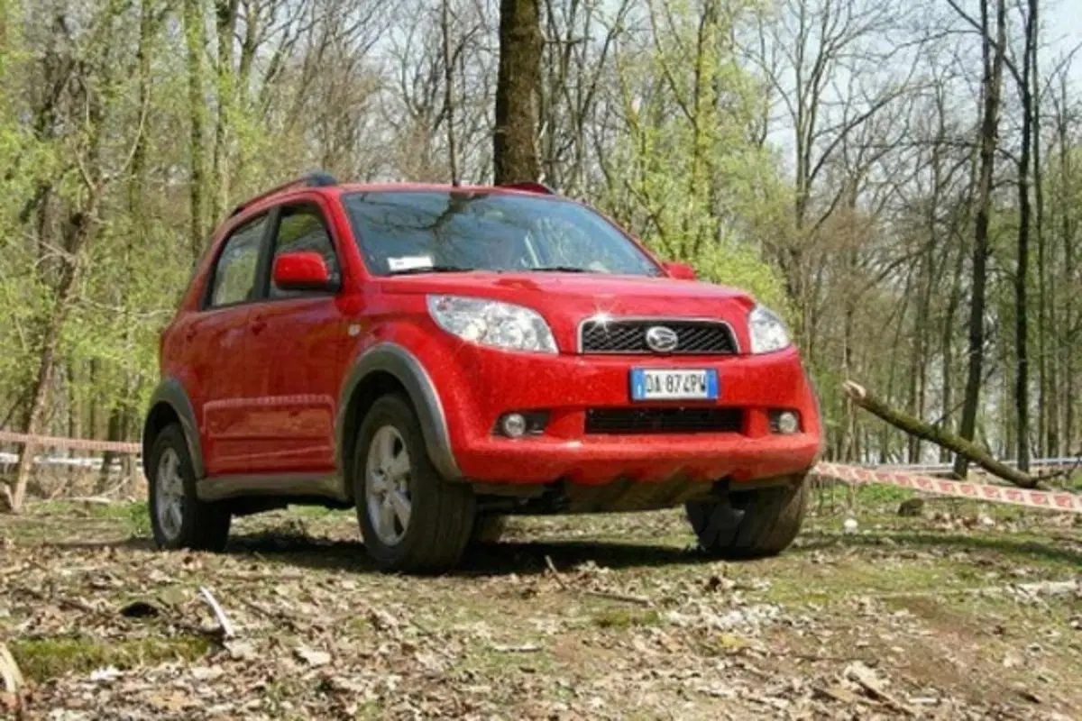 Daihatsu Terios 2WD (28)